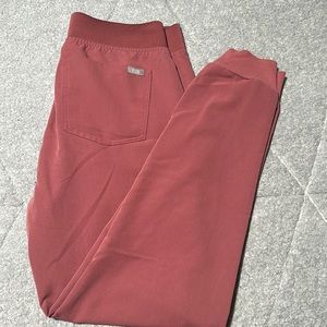 Size small fig joggers in mauve